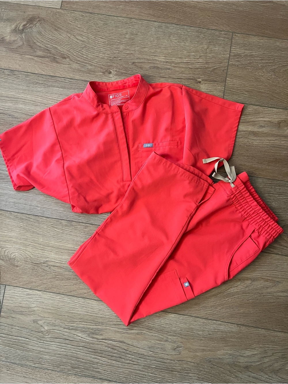 FIGS Scrub Pants and Top Set